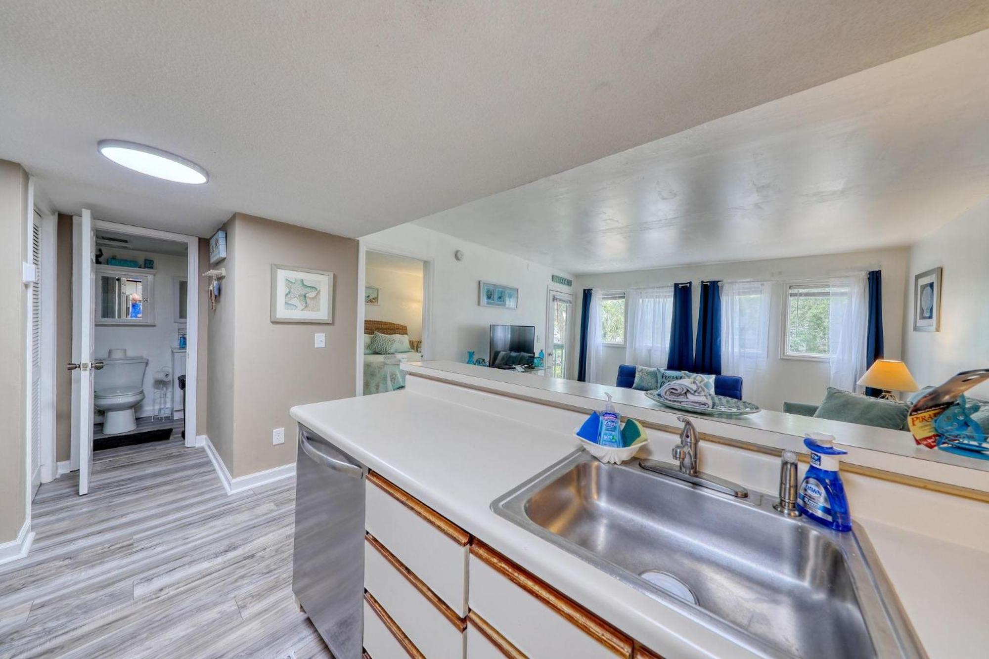Villa 5905 S Kings Hwy, 4203 - Ocean Walk Sleeps 4 Myrtle Beach Esterno foto